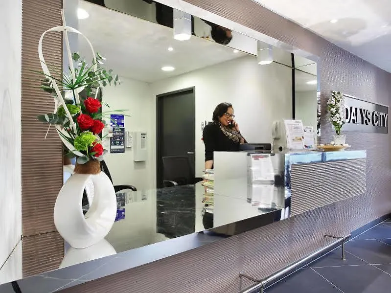 Appart'Hotel Odalys City - Marseille Prado 3*,  Fransa
