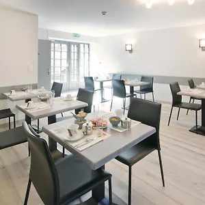 Le Cantou - Roche Hotel Orcival