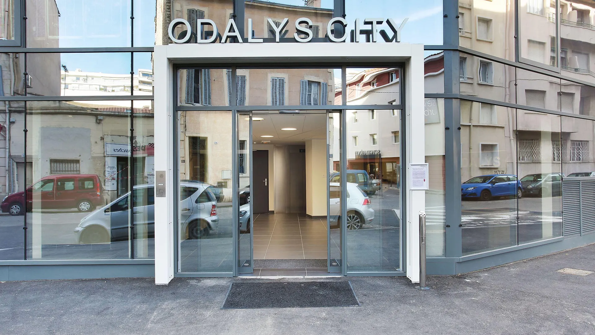 Appart'Hotel Odalys City - Marseille Prado 3*,